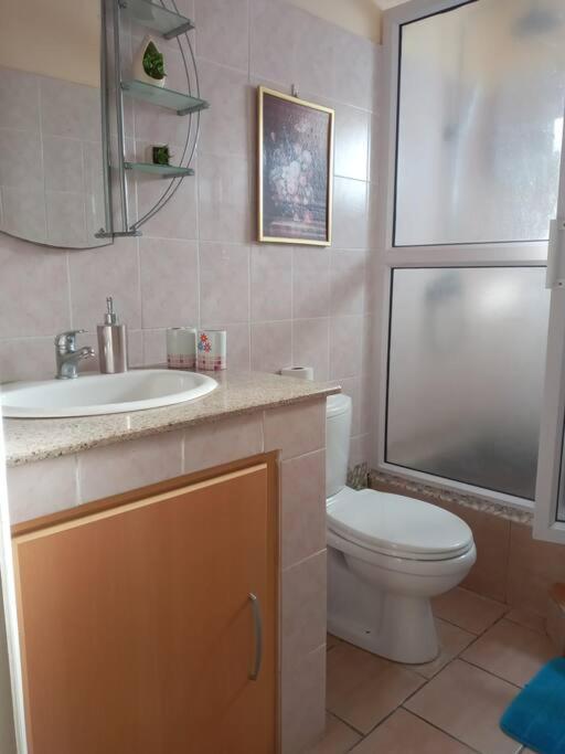 Sunshine Luxurious Villa:4 Mins Walk From Beach Flic-en-Flacq Exterior foto