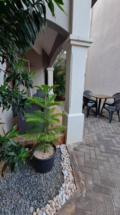 Sunshine Luxurious Villa:4 Mins Walk From Beach Flic-en-Flacq Exterior foto