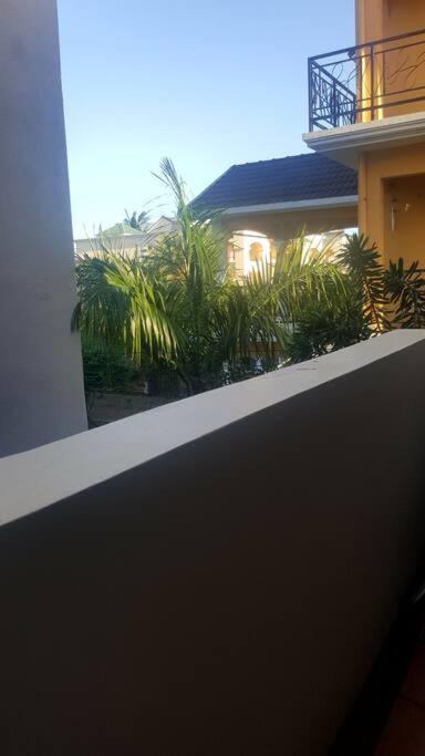 Sunshine Luxurious Villa:4 Mins Walk From Beach Flic-en-Flacq Exterior foto